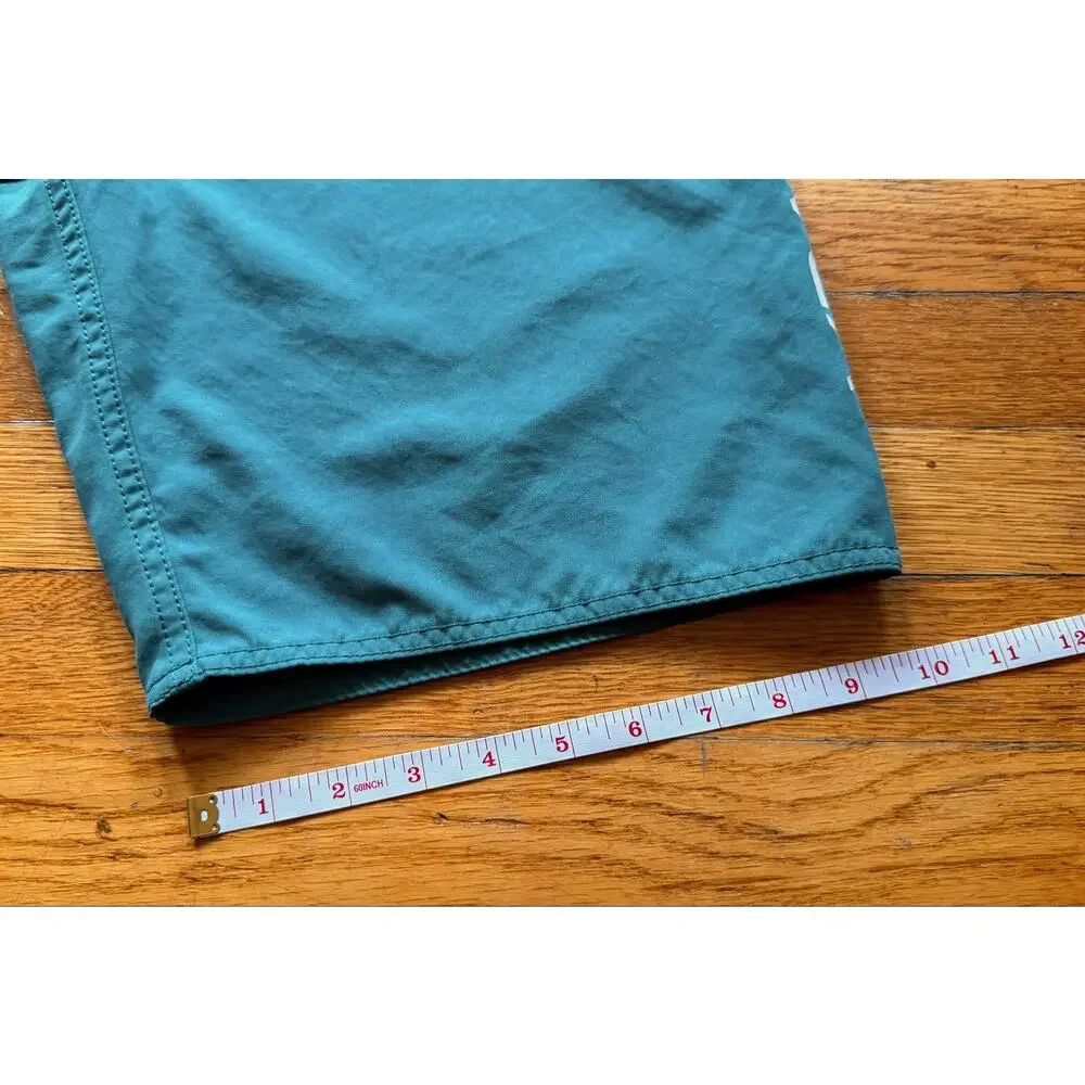 RVCA 'Classic Non-Stretch' Blue Boardshorts Mens sz 31